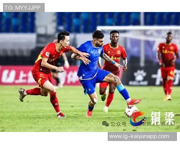 泰山队后卫岳瑞杰正式租借加盟重庆铜梁龙开启新征程